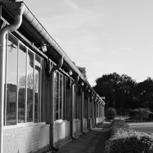 ecuries-haras-du-casse-noir-blanc